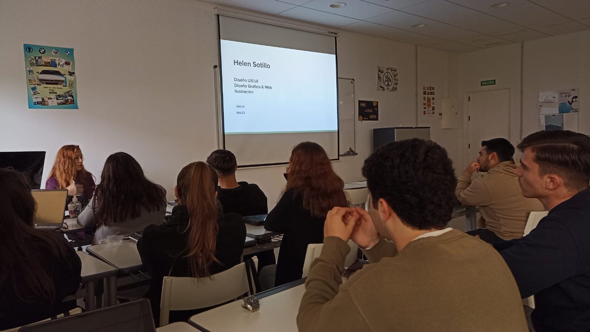 Ayer estuve con estudiantes de FP <a href="/ILERNAFormacion/">ILERNA Formación</a> para acercarles al mundo del diseño de productos digitales 🚀 Gracias <a href="/tecg_/">Teresa Cg</a> por hacerlo posible!