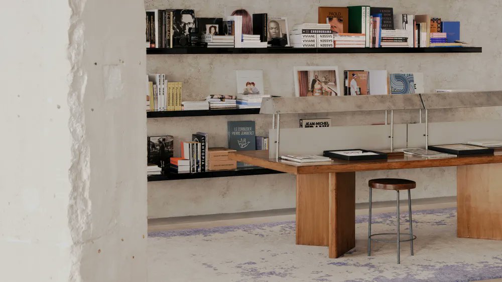 Saint Laurent has unveiled a captivating addition to its repertoire—a bookstore and record shop on the Left Bank of Paris. The ambiance mirrors their stunning flagship at 123 Avenue des Champs-Élysées. #SaintLaurent #bookstore #decor #artwork