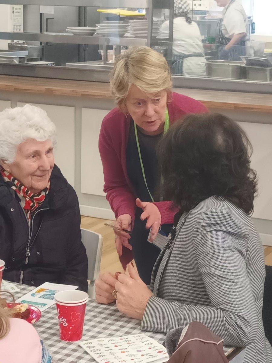 Sheilamul2's tweet photo. Community engagement in King's Island #listen #engage #primarycare  @CommHealthMW @MaryODwyer13 @FinucaneAisling Thank you Mary Hughes for facilitating. https://t.co/vBbbhwGvrS