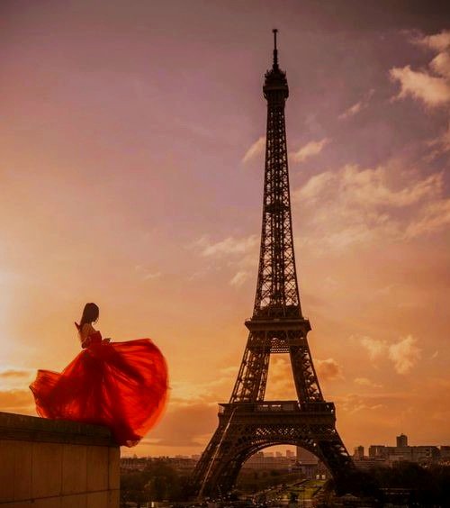 Nehaaaa_c's tweet image. But to be frank,and give it thee again.
And yet I wish,but for the thing I have
My bounty is as boundless as the sea,
My love as deep.The more I give to thee,
The more I have, for both are infinite.
-W.Shakespeare-Happy Valentine&apos;s Day
#balconyaffair
#longingforlove
#Soultalks 💌