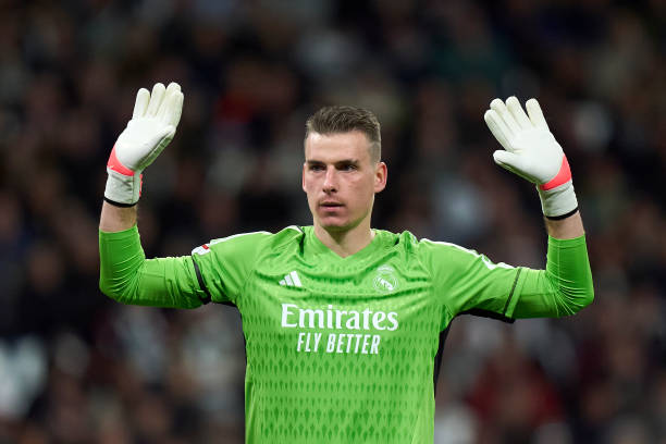 FWTCGX's tweet image. ⚪️𝗔𝗡𝗗𝗥𝗜𝗬 𝗟𝗨𝗡𝗜𝗡 𝗩 𝗟𝗘𝗜𝗣𝗭𝗜𝗚 ⚪️

🧤9 Saves (2.44xG Prevented)
👊2 Punches
🦸‍♂️3 High Claims
🪨3 Key Defensive Actions
🎯46.0 Target Score
⭐️96.0 Total Score

#RMFC #RBLRMA #UCLlive #FWTCG