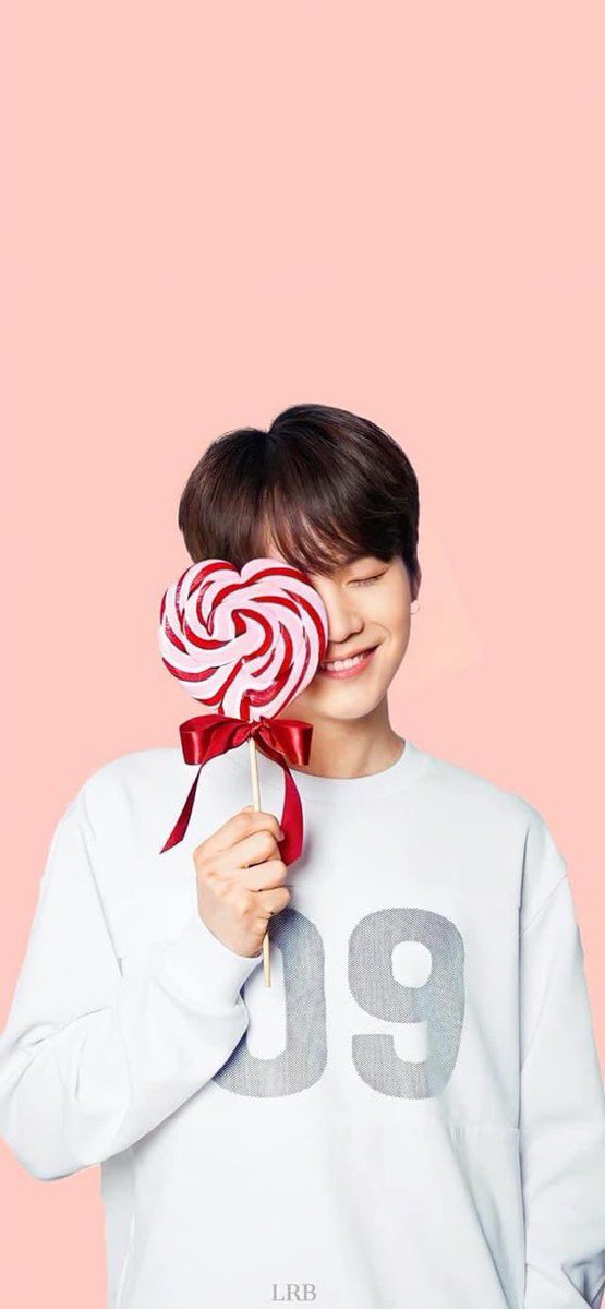 miduasa1012's tweet photo. ユンギさん💜
Happy Valentine❤🍫🎁

I'm listening to #AgustD (@BTS_twt) album #D_DAY's #Haegeum. 

🔗https://t.co/r9710z14GK https://t.co/1WztTjls59