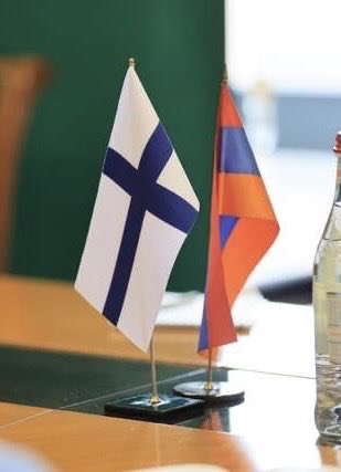 FinlandinSC's tweet image. Very good meeting Min of Environment ⁦@SimidHakob⁩ on Armenian-Finnish 🇦🇲🇫🇮cooperation on environmental protection, #Hydromet and #forestry.
Finland's vast experience provides good ground. ⁦@meteorologit⁩ #Ilmatieteenlaitos ⁦@VaisalaGroup⁩ ⁦@EastOfficeFI⁩