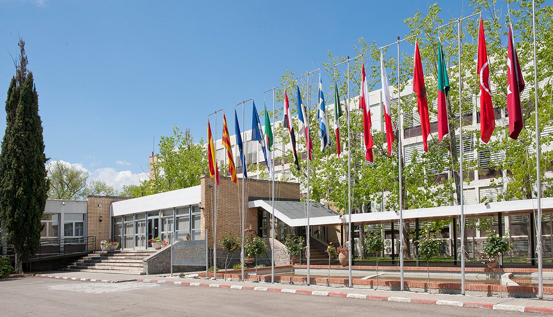 The new edition of the International Master on Sustainable Water Management and Governance in Natural and Agricultural Environments by <a href="/CIHEAMZaragoza/">CIHEAM Zaragoza</a> will start in October. We participate in coordination and lecturing.
grupo-rama.es/en/new-edition…