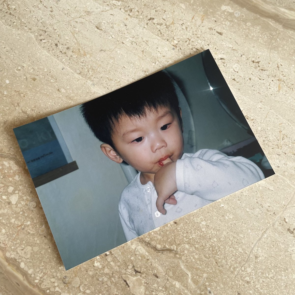 9llberri's tweet photo. 아기정현이 너무 귀여워서 소리지름 https://t.co/W0oouBNylo