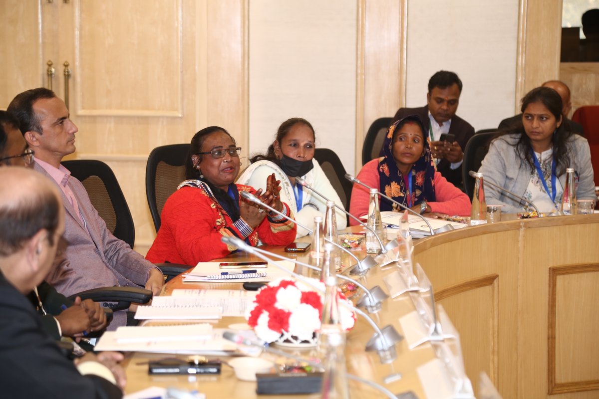 ndmaindia's tweet photo. Session V based on the theme of Urban Heat Island (UHI) and Impact on Vulnerable Communities: Preparedness &amp; Mitigation underway at the "National Workshop on Heat Wave 2024: Exploring Management Interventions &amp; Mitigation Strategies". 

#HeatwavePreparedness 
#HeatwaveMitigation https://t.co/Quw0GlLh3Y