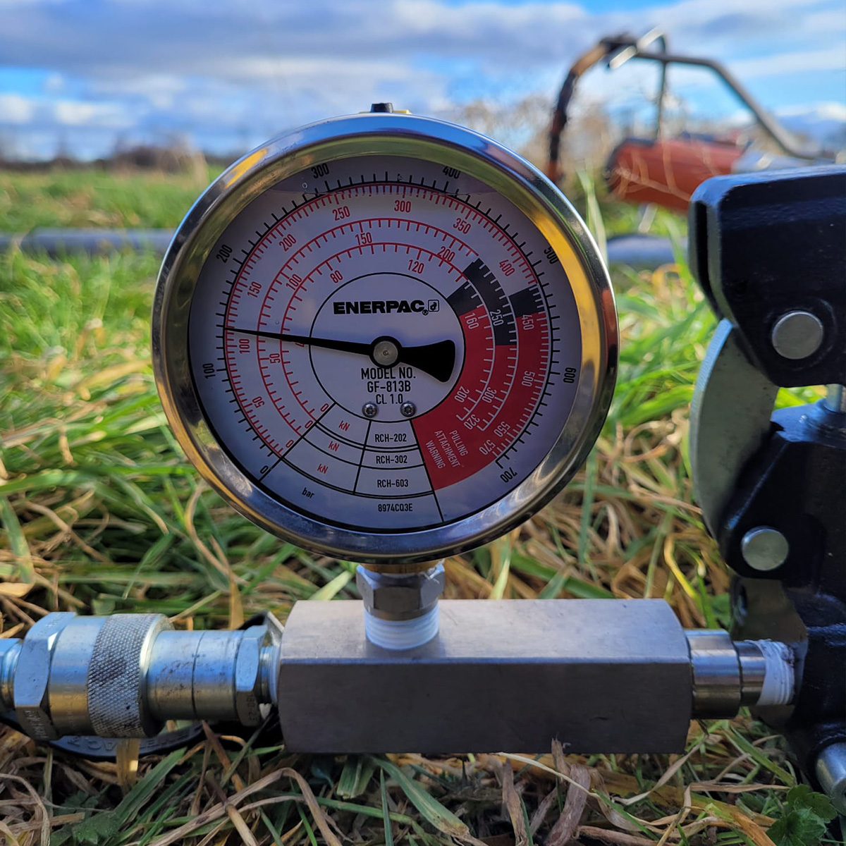 No More Digging. Ground Screw Foundations. tweet media