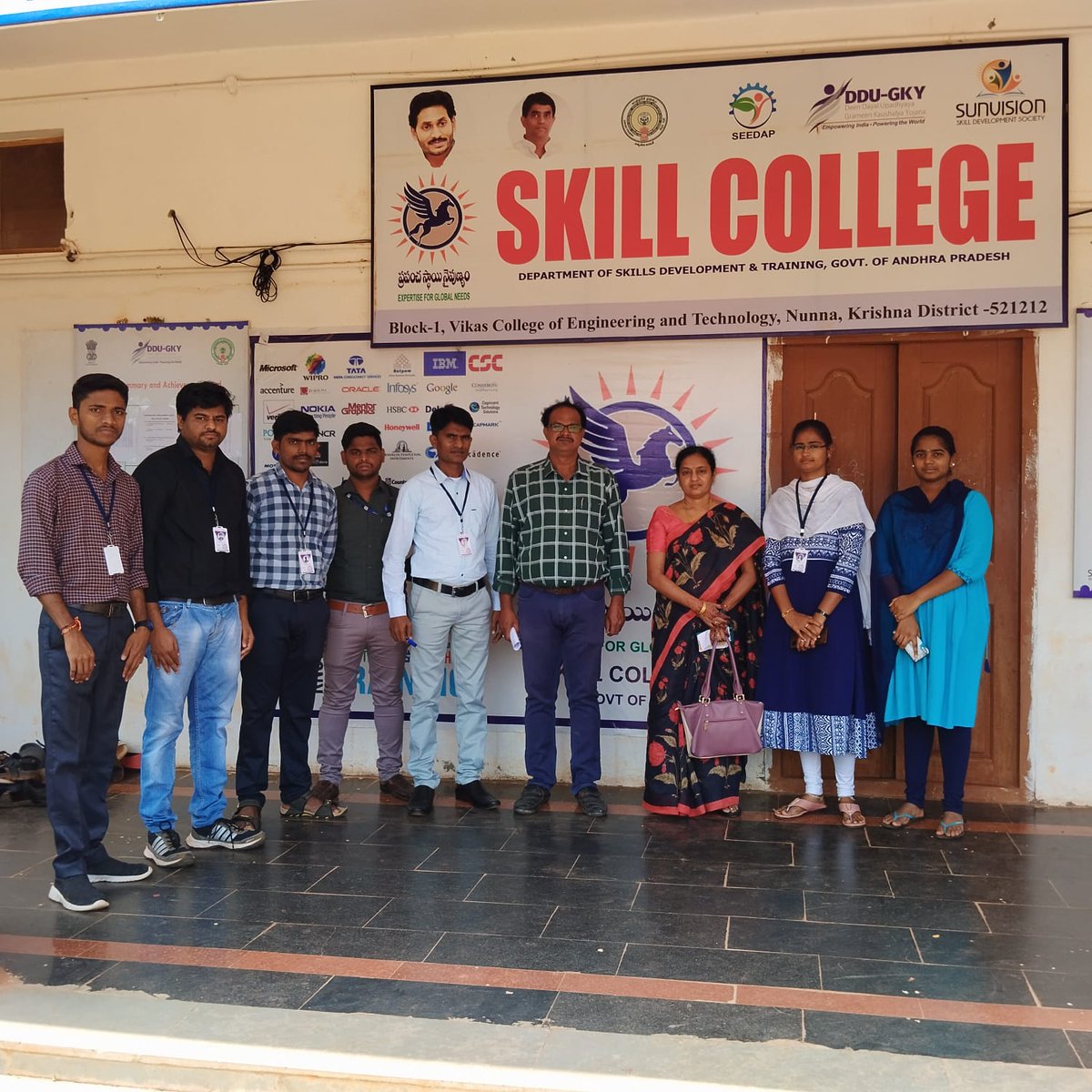 AP_Skill's tweet photo. Smt #BRani Chief General Manager Finance @AP_Skill and District Special Officer #KrishnaDistrict has Visited #SkillCollege and Interacted with Trainees and Staff at Vikas Engineering College #Nunna @KrishnaDistrict https://t.co/klJKAKVBiY