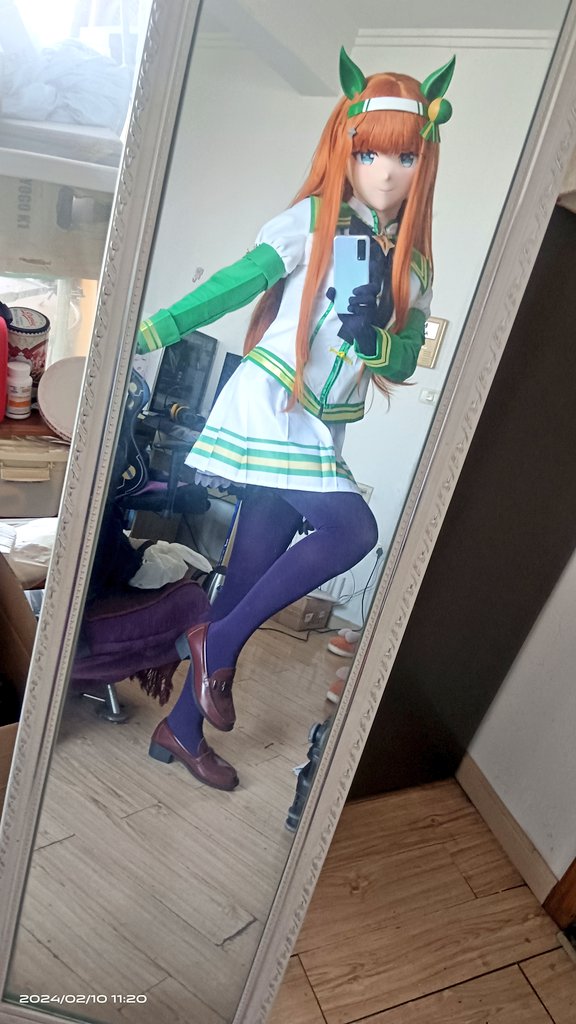 Misaka93222766's tweet image. #kigurumi #ウマ娘 #无声铃鹿
决胜服铃鹿，以及，新年快乐
头： @BHYrenxing