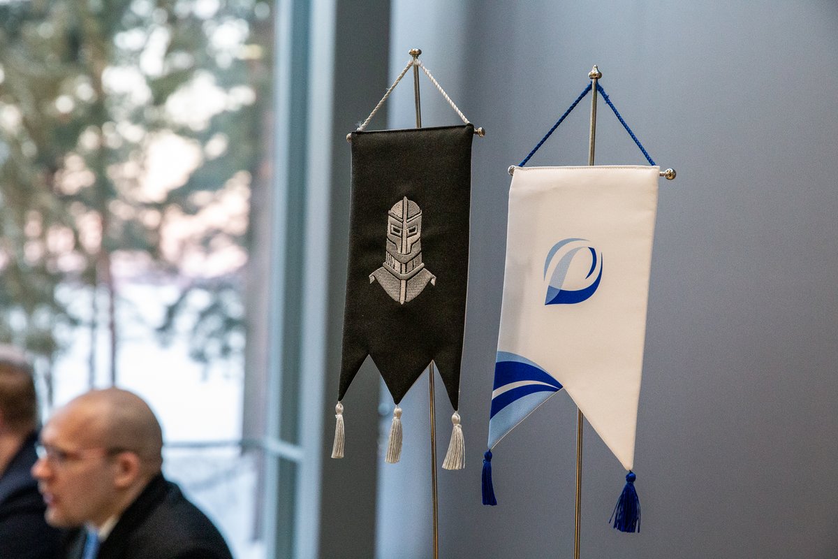 PanssariPR's tweet photo. #LSSAVI ja #PSPR johtavat yhteistoiminnassa Pirkanmaan alueellisen maanpuolustuskurssin tällä viikolla Tampereella. Kurssilaiset perehtyvät viikon aikana kokonaisturvallisuuden ja varautumisen käytännön toimeenpanoon Pirkanmaan alueella. https://t.co/N6swIjOrMq