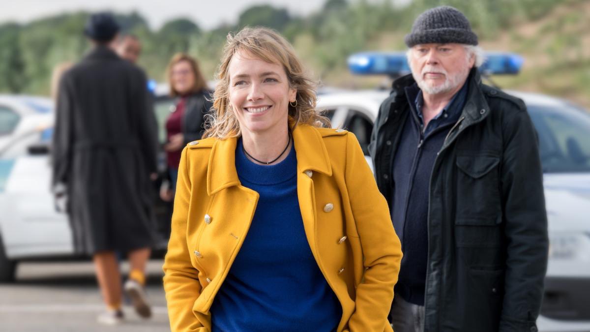 francetvpro's tweet photo. 📈 #Audiences #France3
La série Les Pennac(s)
#SaisonInédite leader hier avec en moyenne pour les deux épisodes
📍 3,4 M de tvsp
Avec #JulieAnneRoth et #ChristianRauth @francetvstudio @FranceTV
▶️Rdv mardi 20/02 à 21.10 sur France 3 | https://t.co/9jFuek0HeL https://t.co/DWf5EA3g5f