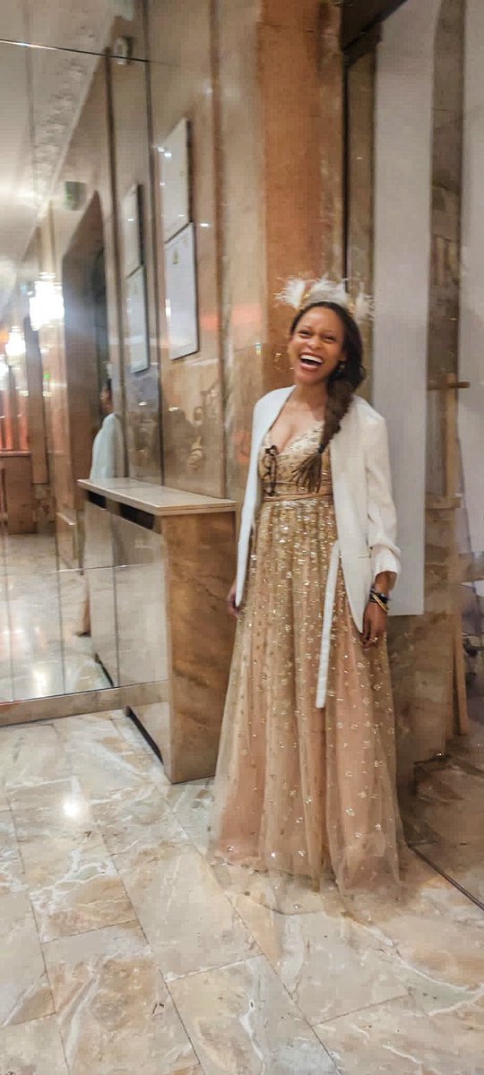 Crystal Petit 🐝 PARIS tweet media