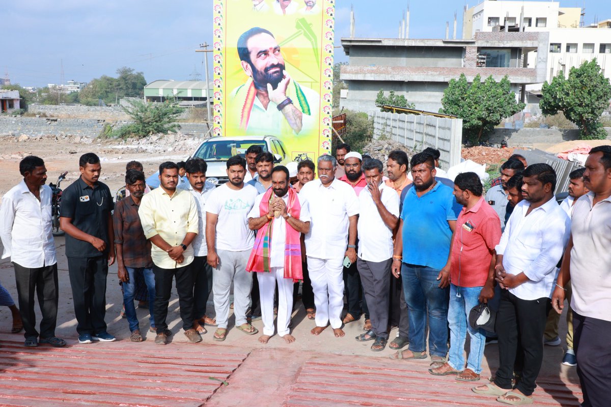 iam_Julakanti's tweet photo. మాచర్ల పట్టణం నెహ్రూనగర్ లో తెలుగుదేశం పార్టీ నూతన కార్యాలయం ప్రారంభోత్సవం సందర్భంగా ప్రత్యేక పూజలు నిర్వహించిన ఇంచార్జ్ శ్రీ జూలకంటి బ్రహ్మానందరెడ్డి గారి దంపతులు..
#మార్పుకావాలి_బ్రహ్మారెడ్డిరావాలి
#JBRForMacherla #TDPMacherla
#SaveMacherlaFromPinnelli
#ByeByePRK #EndOfPRK
#MacherlaNiyojakavargam