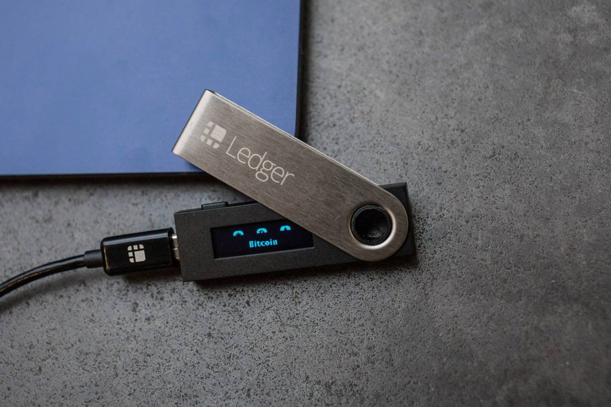 Lorienss's tweet photo. #Ledger cüzdanı #CoinbasePay hizmetini entegre etti.
Kullanıcılar artık #Coinbase hesapları aracılığıyla kripto para satın alabilecek ve bunları anında cüzdanlarında saklayabilecek.
#Crypto #Btc https://t.co/Q9L64Y84M3