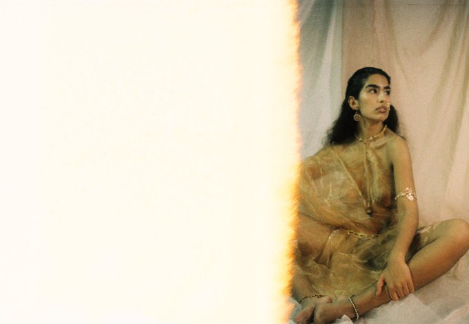 Watch Luna ☾'s leaked NSFW photo on TwXstars