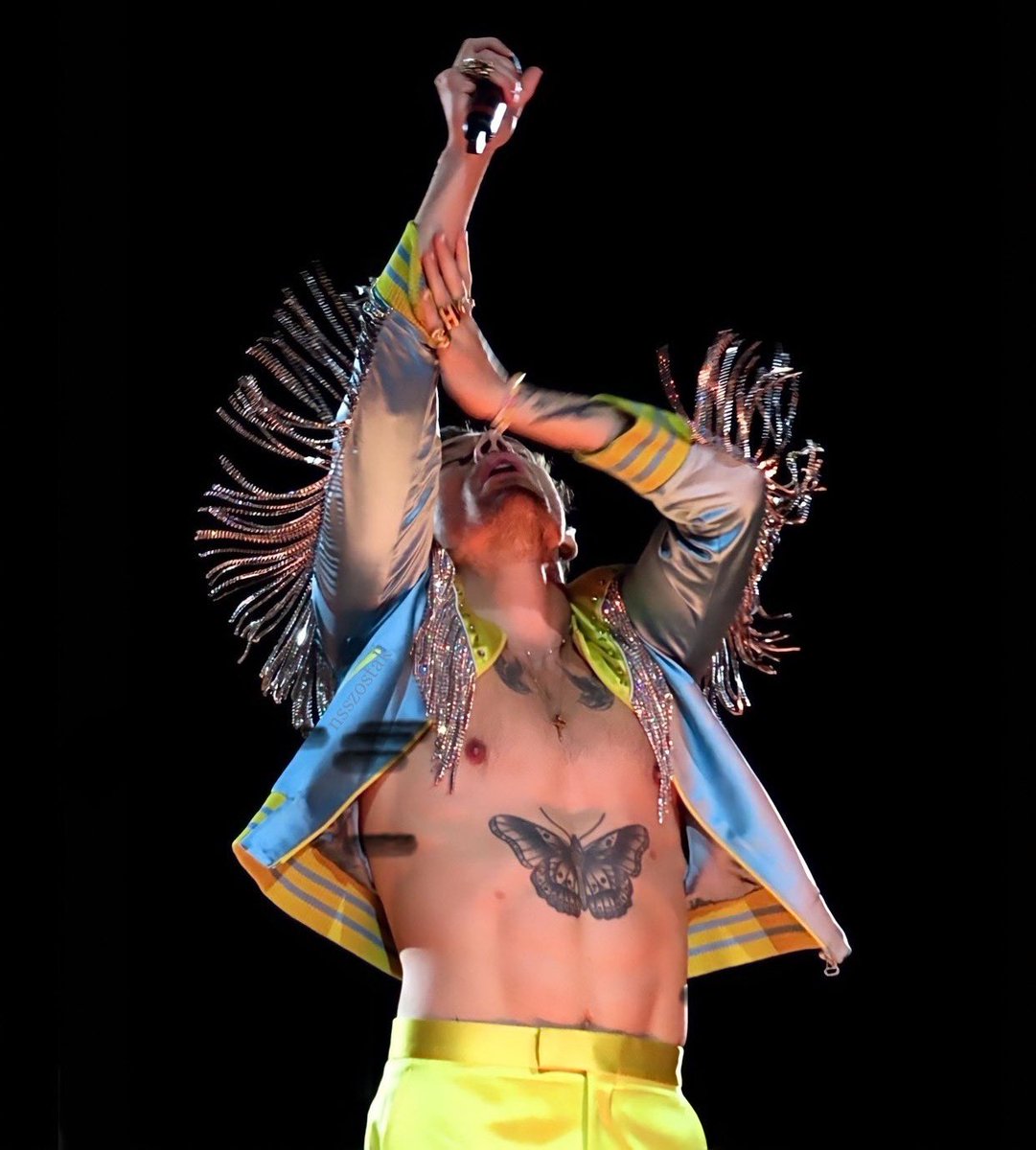 Harry Styles Awards (@statisticshs) on Twitter photo Don't forget to vote for "<a href="/Harry_Styles/">Harry Styles.</a>: Favorite Tour Style" and "Harries: Favorite Fans" at the #iHeartAwards
๐: iheartradio.com/awards
โณโข 47 days are left until the winners are announced! Don't forget to vote for "<a href="/Harry_Styles/">Harry Styles.</a>: Favorite Tour Style" and "Harries: Favorite Fans" at the #iHeartAwards
๐: iheartradio.com/awards
โณโข 47 days are left until the winners are announced!