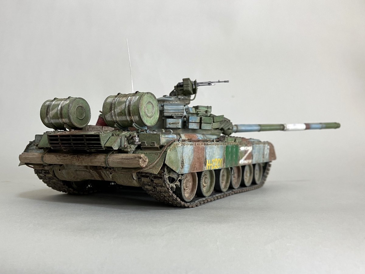 nekomanmaok's tweet photo. T-80くん画像　その３
#戦車模型 #scalemodels #模型戦車道 #T80 #TRUMPETERMODELS https://t.co/9cYDgaFf5B