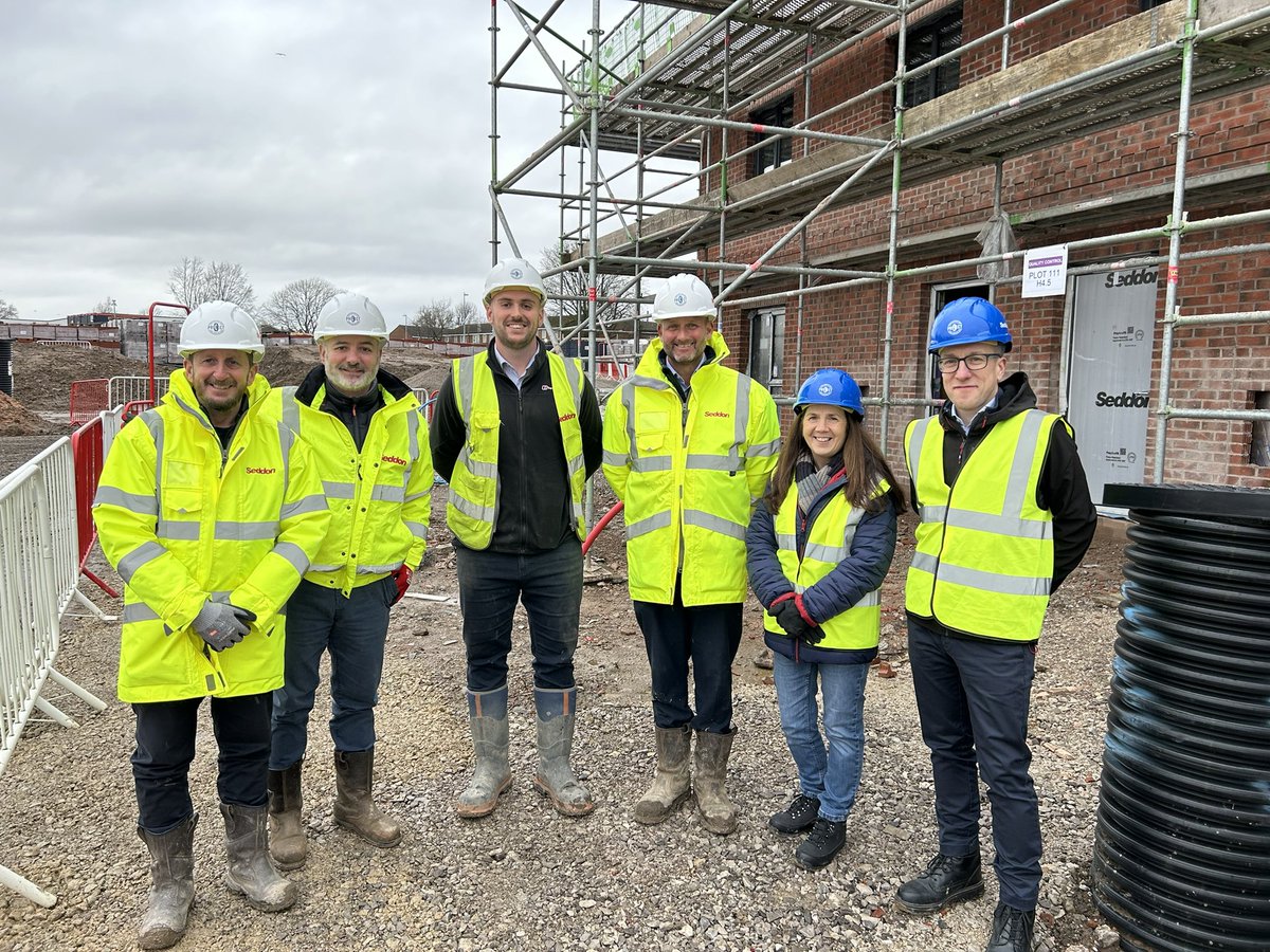 Great to show <a href="/tomstannard/">Tom Stannard</a> and <a href="/TJKelly18/">Tracy Kelly</a> around <a href="/derivesalford/">Dérive Salford</a> 150+unit scheme in Little Hulton #passivhaus