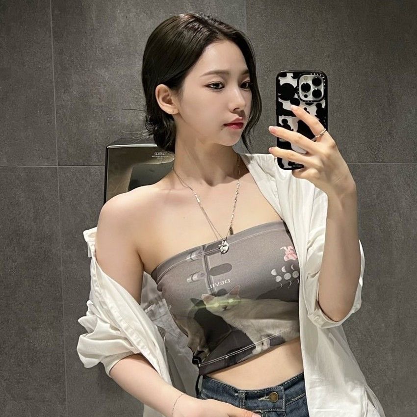 sanairl's tweet photo. karina and her cat shirt collection.. https://t.co/O7y5Y9UNBv