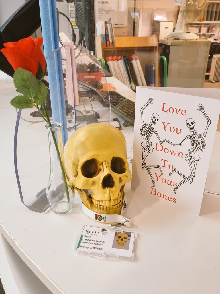 CECLibrary's tweet image. Happy Valentine&apos;s Day! ❤️ Did you receive any cards? Our colleague Mandy Bones did! Show Mandy some love &amp;amp; complete our Keele student survey for your chance to win a £20 Amazon voucher! Pop into the library or follow the link below #HealthLibrary #KeeleUniversity