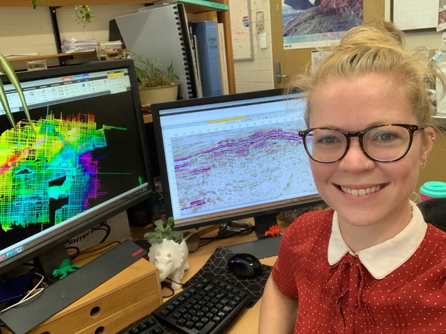 Seds Online invites to the February Webinar titled 'Exploring coastal peatland systems: case studies from the Late Cretaceous and Paleocene' from Liz Mahon: sedsonline.com/future-webinar…

Today at 5 pm CET! #Seds_Online
