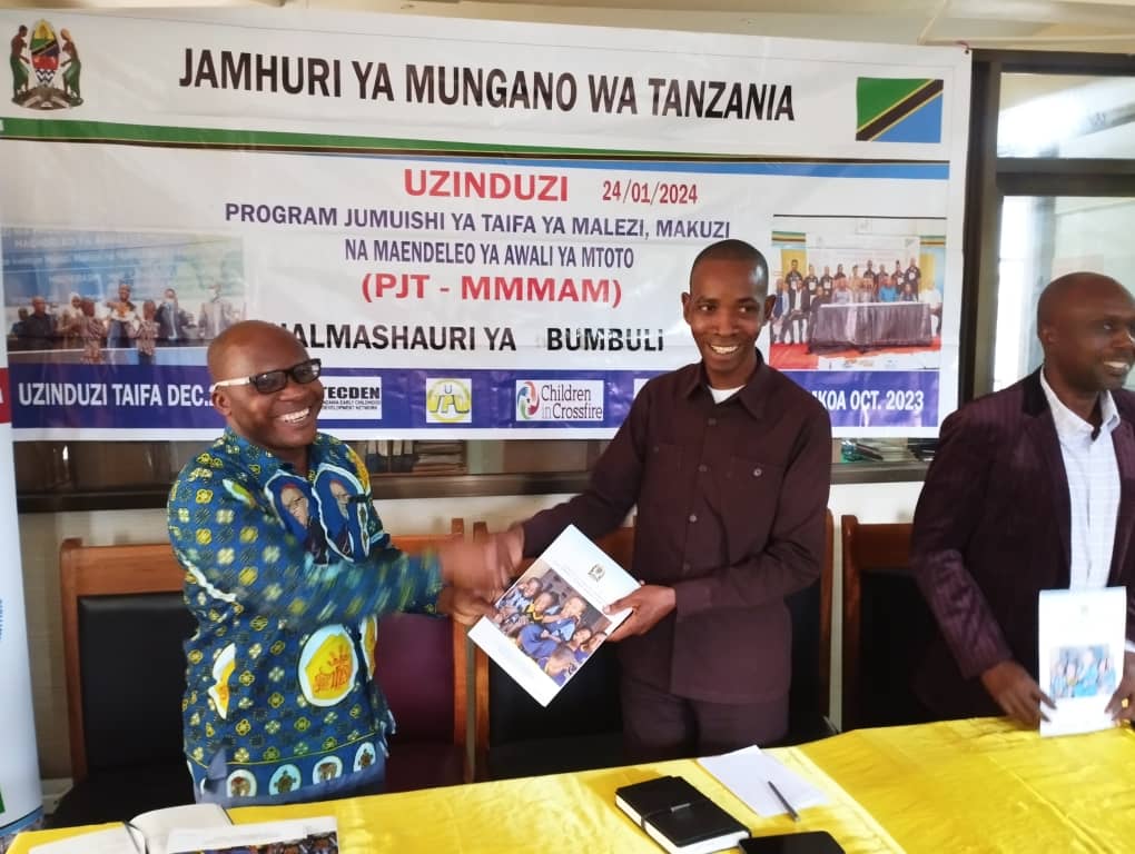 Excited updates from Tanzania in implementation of the ✈️National Multi-sectoral ECD Programme ➡️Families &amp; communities  empowered to understand and act on the importance of investing in young children early for their children’s future foundation. #ECD Partnership
