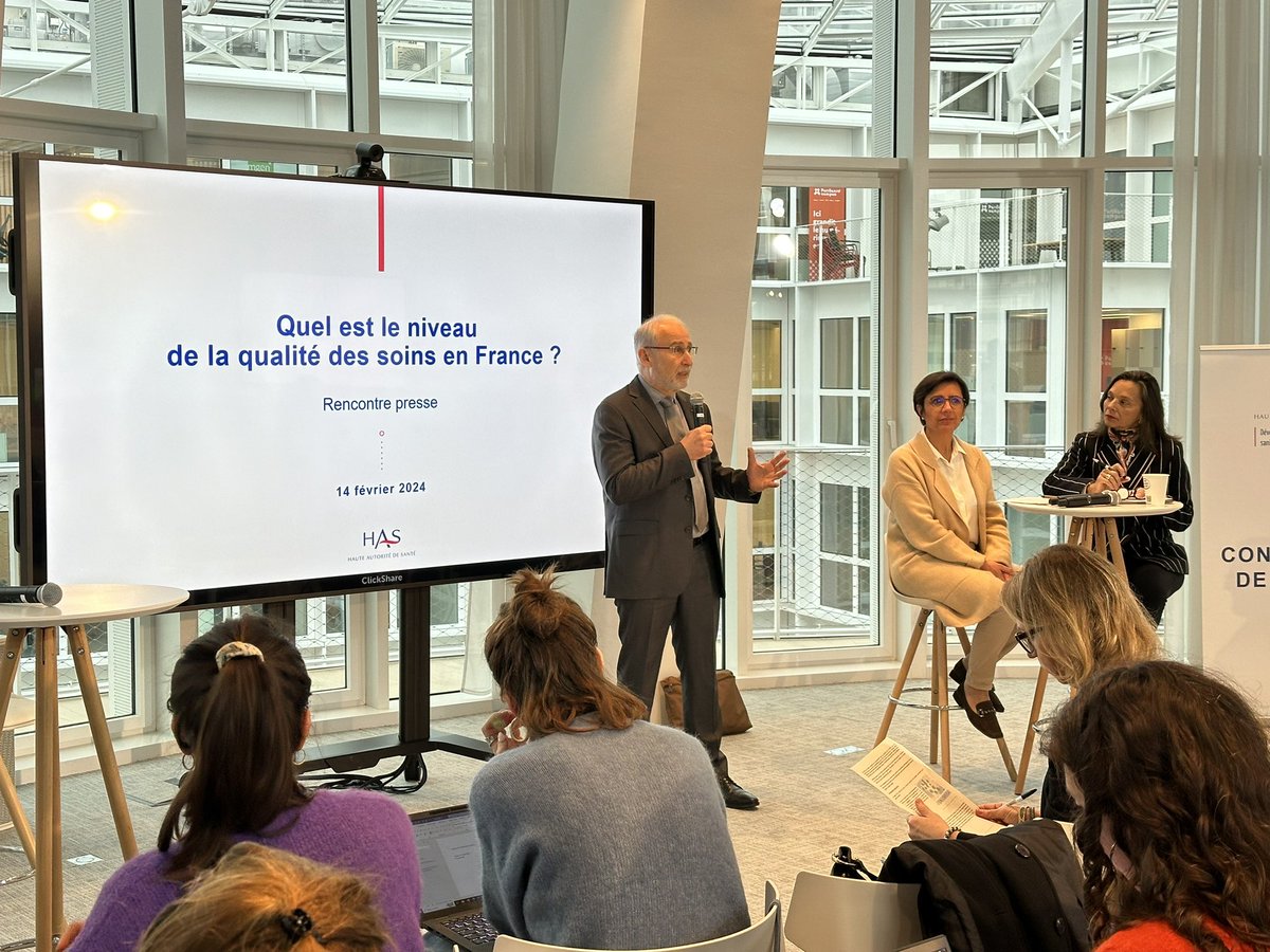 Très heureux d’accueillir ce matin @PariSanteCampus Lionel Collet et les équipes de @HAS_sante pour un point presse sur le niveau de qualité des soins et les résultats de la certification des établissements de santé en France. Une mission essentielle où le numérique joue un rôle…