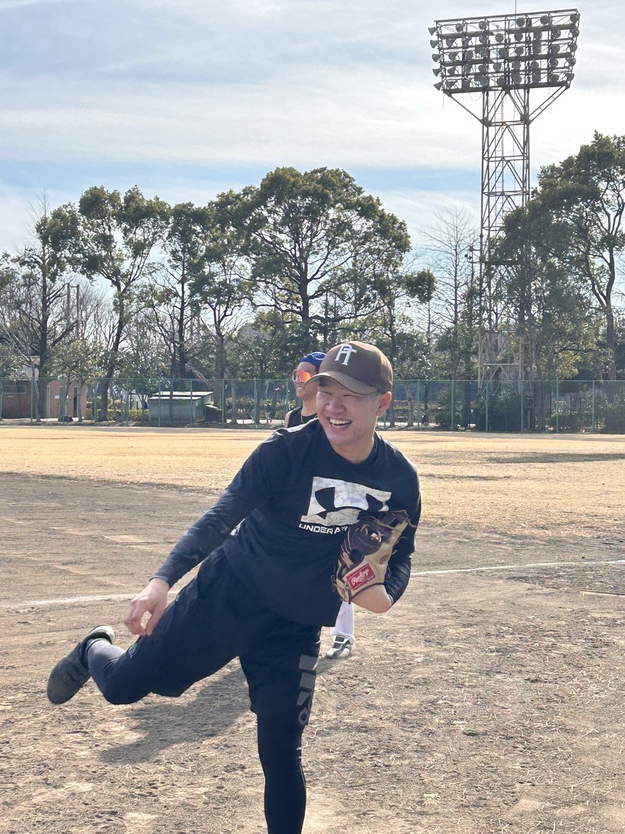 PATTS_baseball's tweet photo. 今日は城北中央公園で活動がありました!
年明け初野球の人も頑張りました💪このあと修行がある人も修行中の人もいます。頑張ってください🔥
休み中は活動も活動人数も少なくなりがちですが引き続き活動を続けていきます🍀
#PATTS #春から大正 #大正大学 #大正大学軟式野球サークル https://t.co/1UBIu8AYnW