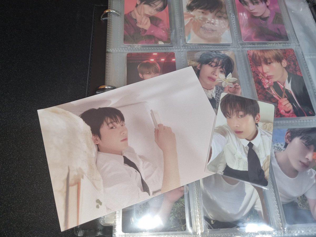 Chillyann1's tweet photo. Happy mail 💌 #chillyannbuys
Hiiii @kpop__bns
My Sunoo 2024 season greetings pc & postcard came home 🫶🥹 thank youuuu so much and Happy Valentine's Day 💓
#randomkpop_feedbacks ✨️ https://t.co/bTDUJV9nyy