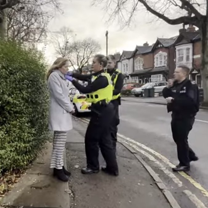 daveatherton's tweet photo. Remember if you are a Christian &amp; praying in your head or reading from the Gospels you can expect to be arrested.

If you are a Muslim praying in the street, blocking the traffic, or calling for the genocide of Jews, expect to be treated with kid gloves. https://t.co/9pgMeDeYMv