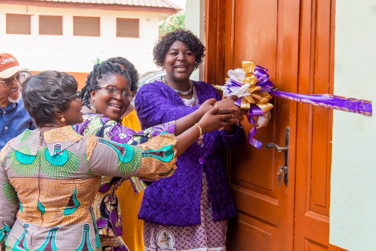 GlobalQualityAA's tweet photo. The GQAA constructed a 2-classroom block at the Sowa Din Memorial Kindergarten School in Accra, Ghana. The initiative is meant to enhance access to quality education for learners from economically disadvantaged families in a bid to contribute towards SDG4 Quality Education. https://t.co/sAVyEDGxeq