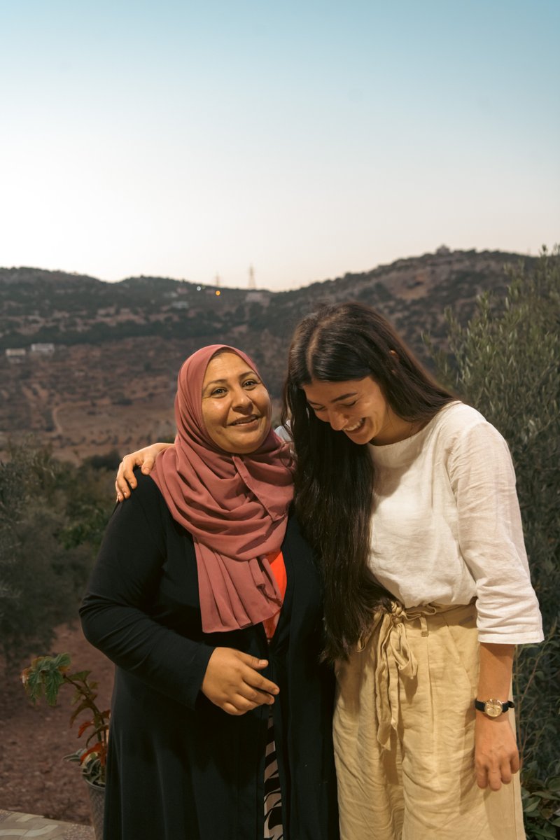 Behind the scenes on a shoot for Food by <a href="/NatGeoTravelUK/">National Geographic Traveller (UK)</a>, where I spent the day with the Dweekat family in Ajloun, northern Jordan. It ended up being one of those assignments that'll stay with me forever. Read the feature in the Spring 2024 issue, out 7 March

📷 <a href="/StokesJon/">Jonathan Stokes</a>