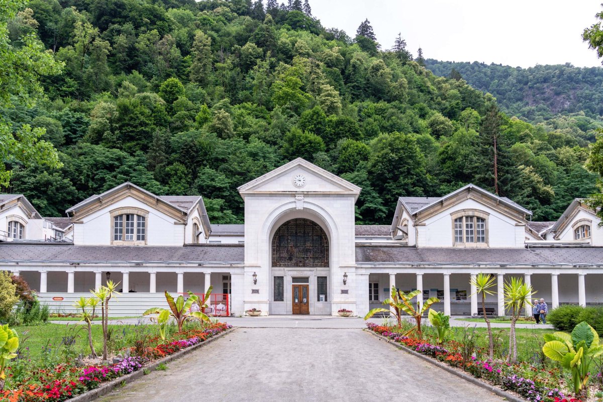 Thermes de Luchon : nouveau départ après des travaux d'envergure 💦 buff.ly/3SWY8tv #Thermes #Luchon #Travaux #HauteGaronne #Bienetre