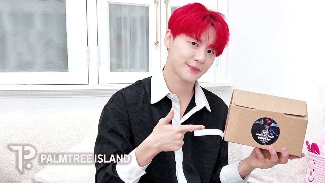 Junsu_PALMTREE's tweet photo. Happy XIA Valentine’s Day🍫❤️
   
🔗https://t.co/LYJgDnFOZF
  
#김준수 #KIMJUNSU #金俊秀 
#XIA #XIA준수 #ジュンス
#발렌타인데이 #valentinesday https://t.co/eBbkEZ2jUU
