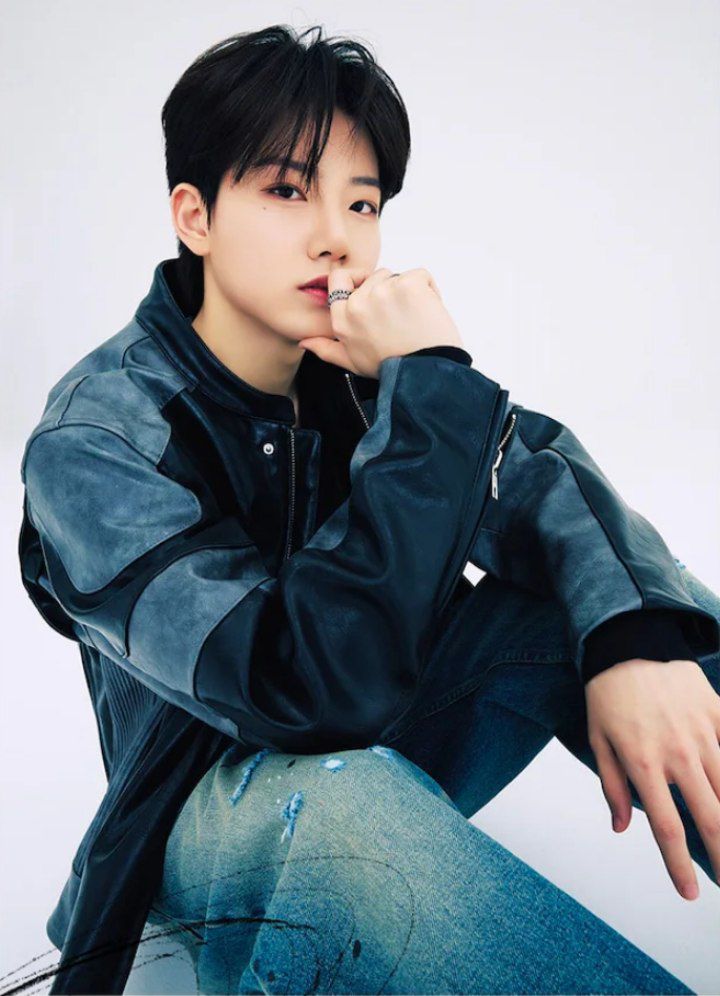 treasure_hd's tweet photo. FLAWLESS x TREASURE

#トレジャー #YOSHI #요시 #JUNKYU #김준규 #TREASURE @treasuremembers https://t.co/nCwWP8oS5A