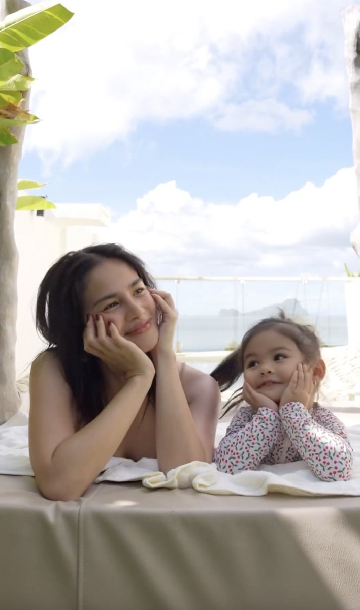 banderaphl's tweet photo. ELISSE AND HER BABY FELIZE 😍💗

SHINARE ng celebrity mom na si Elisse Joson ang sweet bonding moment nila ng kanyang "forever Valentine date" na si Felize. | 📸: Instagram/Joson

For more chika, mag-subscribe sa aming Viber channel sa https://t.co/y1fltffo2w https://t.co/Pi8zylVpNf