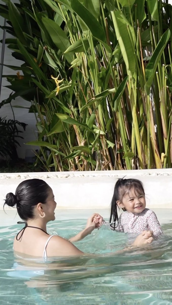 banderaphl's tweet photo. ELISSE AND HER BABY FELIZE 😍💗

SHINARE ng celebrity mom na si Elisse Joson ang sweet bonding moment nila ng kanyang "forever Valentine date" na si Felize. | 📸: Instagram/Joson

For more chika, mag-subscribe sa aming Viber channel sa https://t.co/y1fltffo2w https://t.co/Pi8zylVpNf