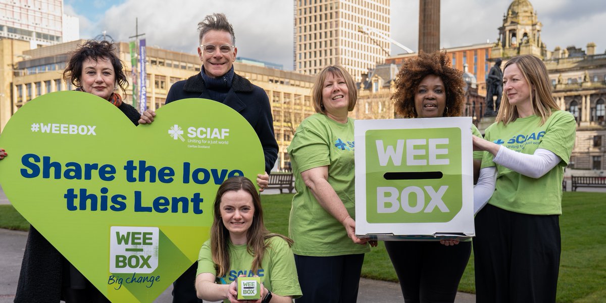 Deacon Blue’s @rickyaross and Lorraine urge Scots to show some love on St Valentine's Day as we launch our 2024 WEE BOX Appeal 💚 Donate to our WEE BOX appeal: pulse.ly/zzydunppmj