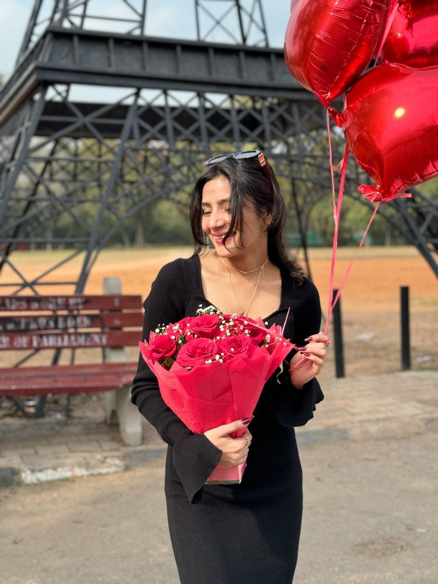 Happy Valentines Day My Dear X Family 
🥰❤️
