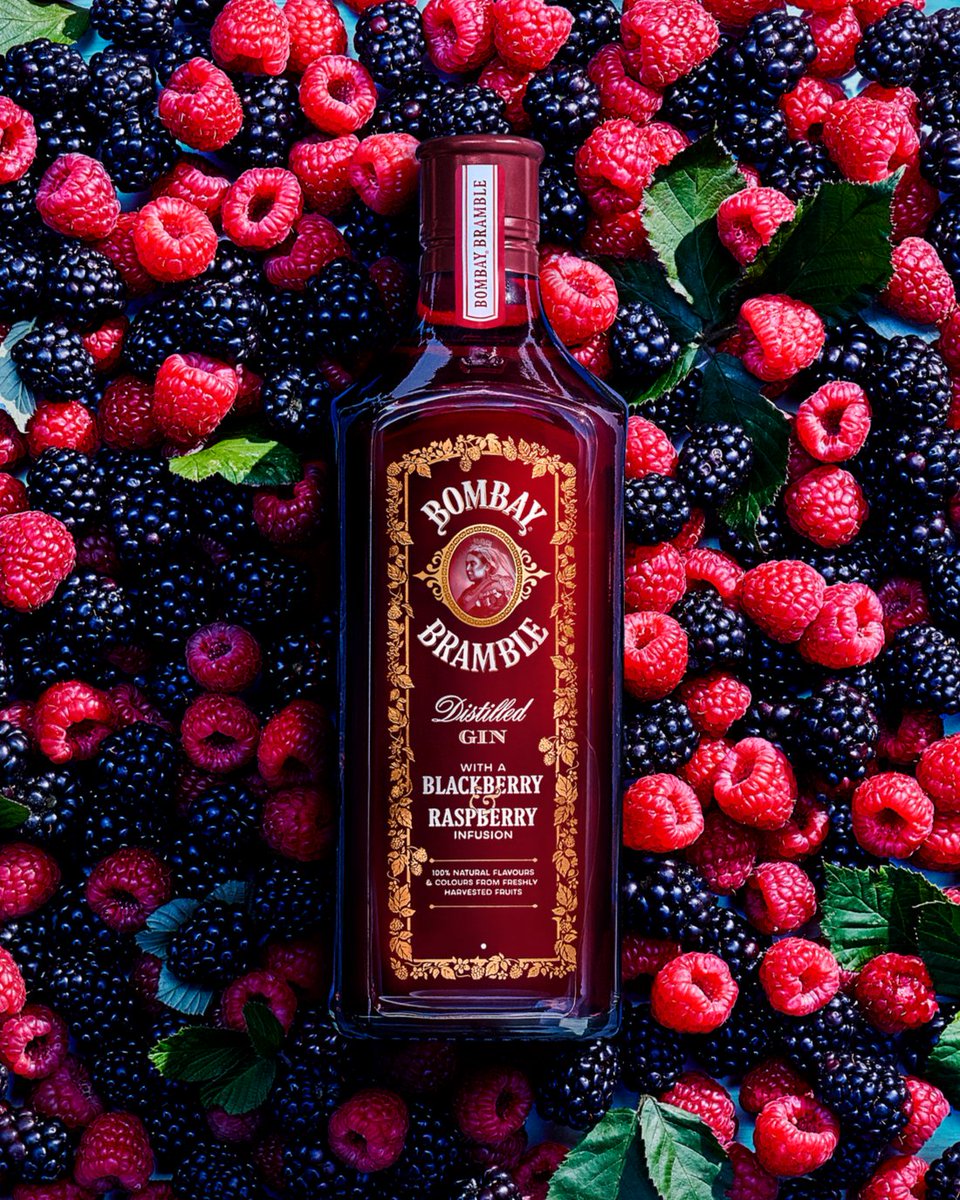 homeofbombay's tweet image. Cheers to a Valentine’s Day with our one true love – GIN! 💘💎

#BombayBramble #ValentinesDay #Gin #BombaySapphireDistillery #HomeOfBombay