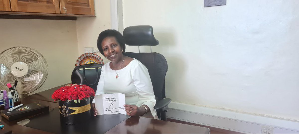 “Guess who just got hit by a love arrow”
My heart is blooming brighter than ever! 

Happy Valentines Day my beloved people.