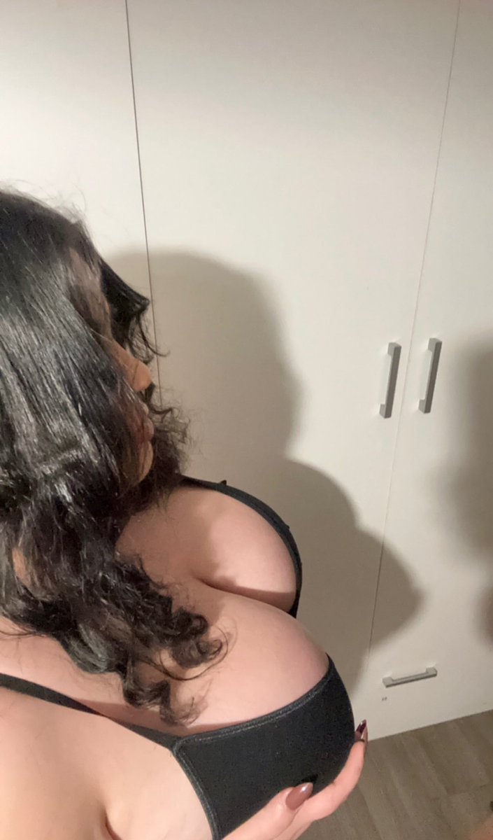 krisztinatinaa's tweet photo. Happy Valentine’s day 💋❤️🌹
Vip felnőtt oldalam : https://t.co/EOpaJ53LUL
Free felnőtt oldalam : https://t.co/bNNepHQcZj https://t.co/0OLVpdz86B
