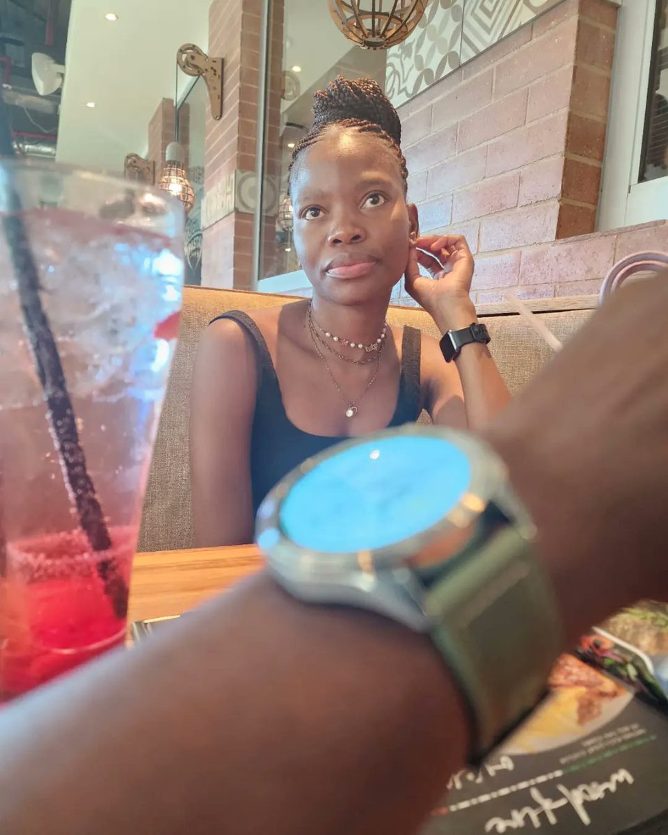 MrenzoRannie's tweet image. Happy Valentine's day to my lover @BongaRealeboga  ❤️ 
She is my pillar of strength ❤
My significant other ❤
She is my knight in shining armour ❤
My daily inspiration ❤
She is my remarkable heroine ❤
My day to day motivation ❤
My ray of hope ❤ 
#2Nice #ValentinesDay