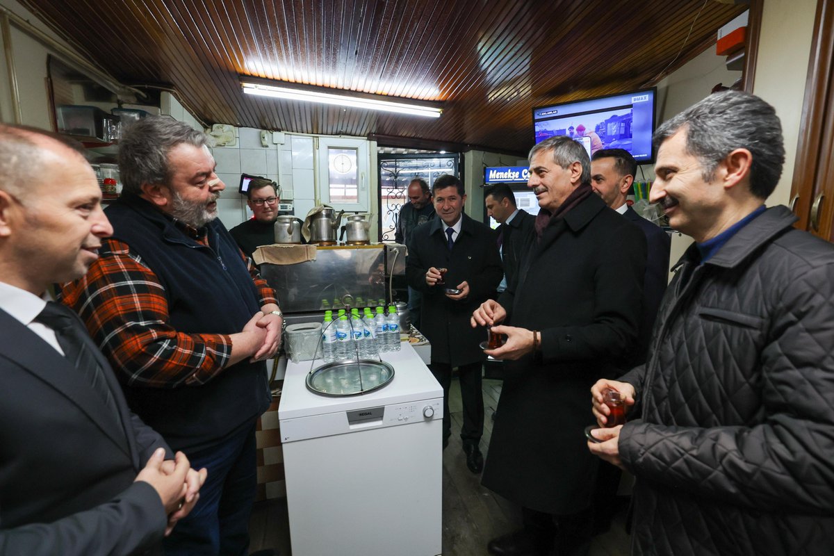 📍 Kocaali

Kocaali Belediye Başkanımız Ahmet Acar, Kocaali Belediye Başkan Adayımız Turan Yüzücü ve İlçe Başkanımız İsmail Demir ile birlikte İlçe Başkanlığımızda selamlaşarak esnaf ziyaretlerimize başladık, esnafımıza hayırlı kazançlar diledik.

Cumhur İttifakı olarak 31 Mart