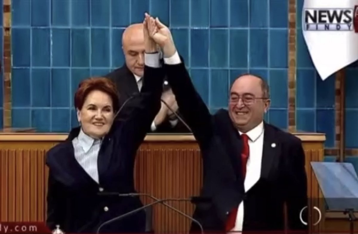 ilk başta herkes iyidir. insanların ilk söylediğine değil; son yaptığına bakacaksın.

artvin bu hainliği asla unutmaz. şimdi ister kızın, ister bağırın ama hiç kusura bakmayın; biz siz söylemiştik 🤷‍♂️
-artvin gençlik hareketi

2019                                              2024