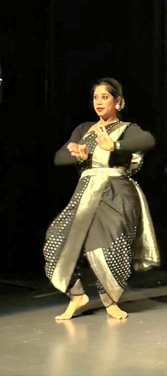 Helinä Rautavaaran museo (@hrmuseo) on Twitter photo Intialaisen tanssin iltapäivä museolla lauantaina 2.3.2024 kello 14. Lämpimästi tervetuloa seuraamaan klassisen kathak-tanssin esitystä ja harjoittelemaan Bollywood-muuveja intialaisen tanssiperinteen tuntijan, Runa Deyn johdolla. #museot #kulttuuriEspoo <a href="/locateinespoo/">Locate in Espoo</a> Intialaisen tanssin iltapäivä museolla lauantaina 2.3.2024 kello 14. Lämpimästi tervetuloa seuraamaan klassisen kathak-tanssin esitystä ja harjoittelemaan Bollywood-muuveja intialaisen tanssiperinteen tuntijan, Runa Deyn johdolla. #museot #kulttuuriEspoo <a href="/locateinespoo/">Locate in Espoo</a>