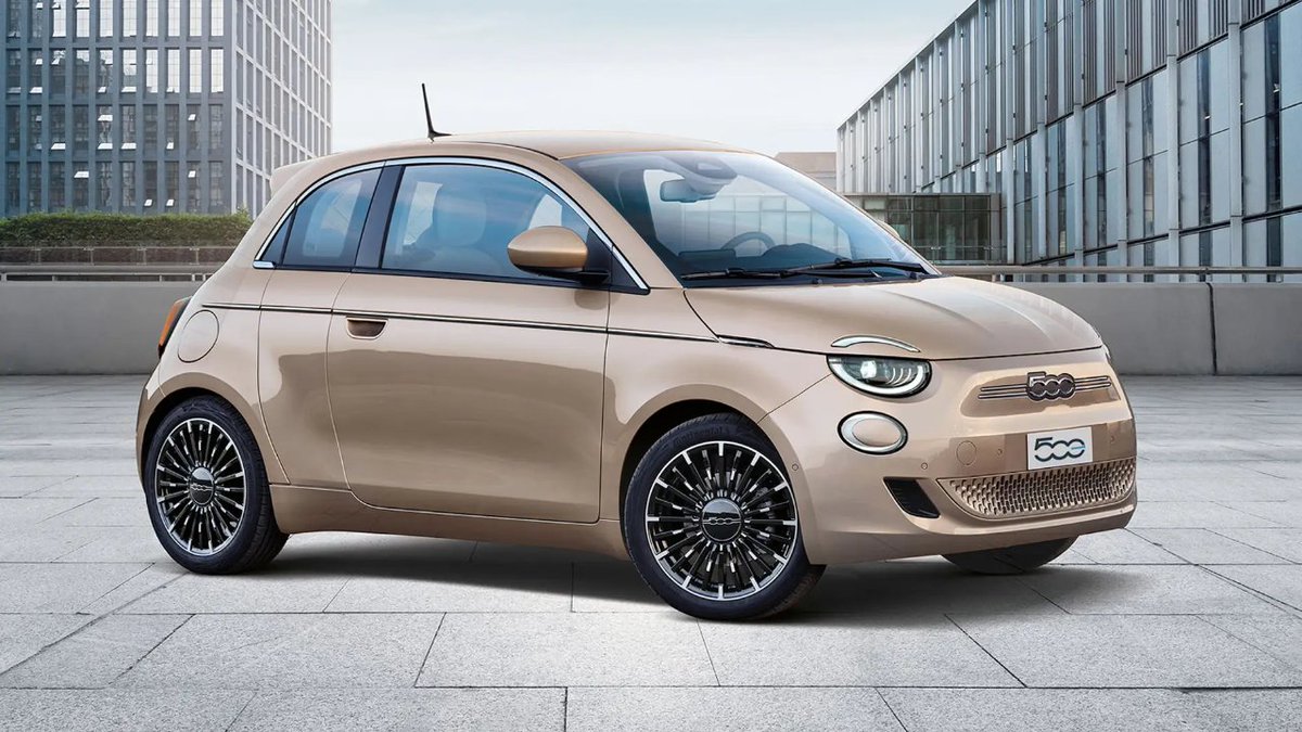 ¡Fiat 500 3+1, la práctica innovación! 🚗✨

La nueva variante asimétrica añade versatilidad con su diseño único.

Descubre en #FloresCar el extra de practicidad en el nuevo Fiat 500.

#Fiat500 #InnovaciónPráctica