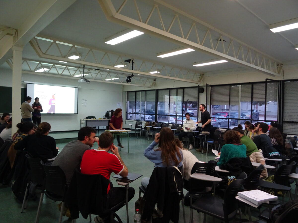 Fundacio_Akwaba's tweet photo. Un any més tornem a apropar l’Educació per a la Justícia Global amb l’experiència de la segona fase de “COMunitats” a estudiants de la @universitatURV
#EducaJustíciaGlobal
#edutransforma
#educaciotransformadora
📎✏️Vegeu la notícia! https://t.co/jOTwaxl7Y0