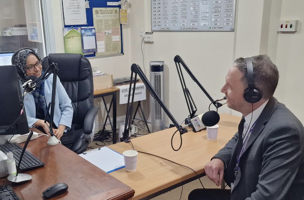 pendleradio103's tweet photo. We would like to thank Chris Precious who is the Apprenticeships Account Manager @NelsonColneColl for joining presenters @sayjda_talib &amp; @Ele_Dove during the ‘Education Matters’ radio show on @pendleradio103 to discuss the importance of #Apprenticeships #NAW2024 @NCCGapprentice https://t.co/jlZP4MuUnE