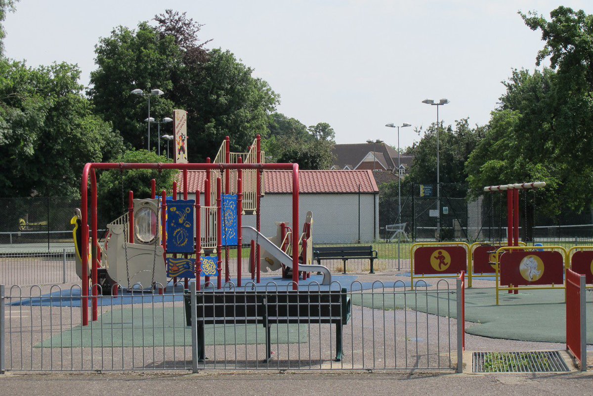 Great to hear from <a href="/stevekjarvis/">Steve Jarvis</a> that much needed work to Bancroft Park playground is scheduled to start in March 👍🏻